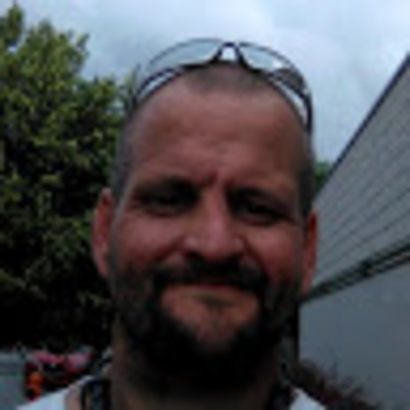 Meet your Posher, Robert - Picture 1 of 1